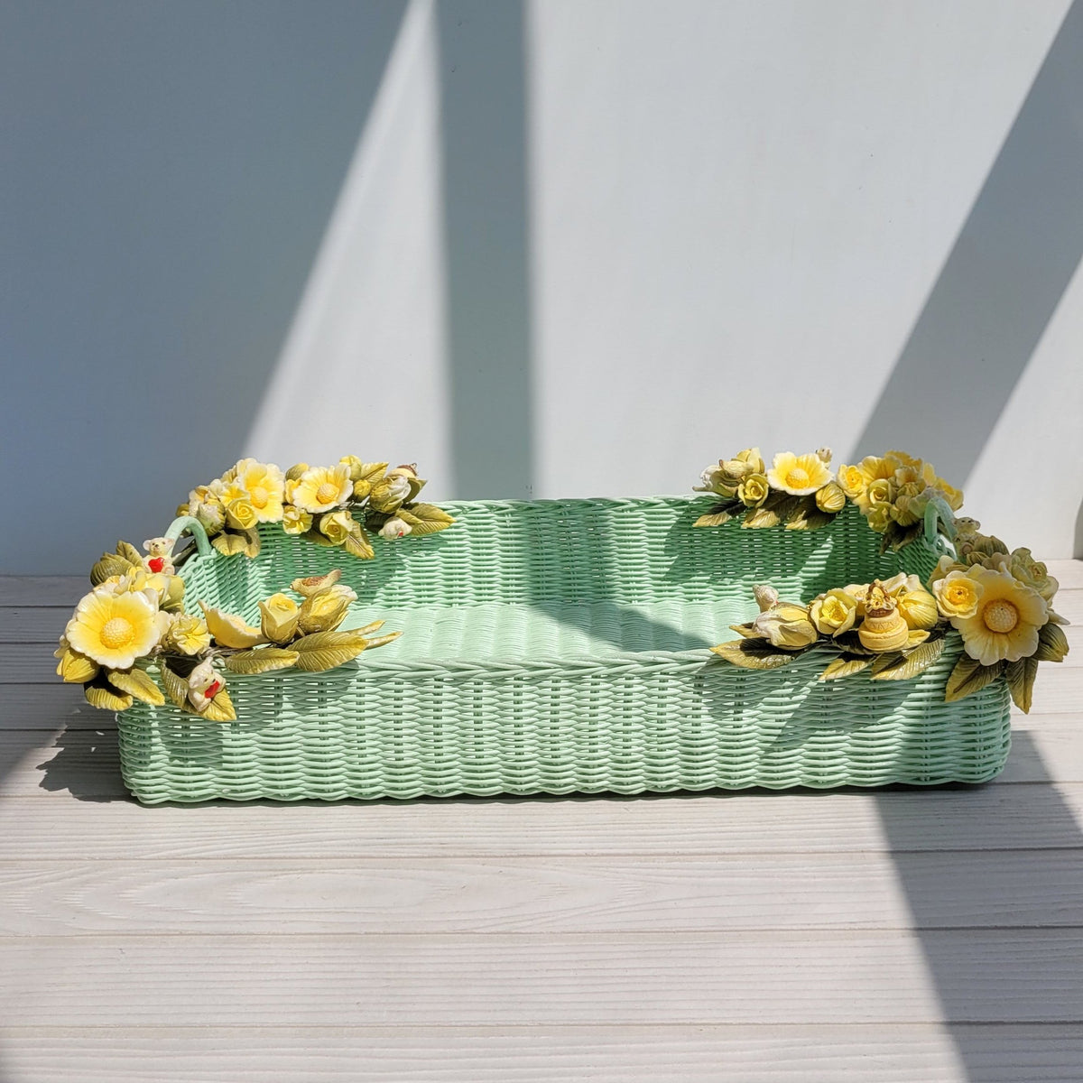 Mint Orchard Wicker Tray(L)
