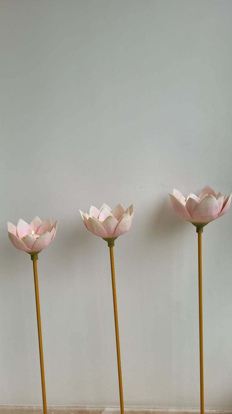 Perched Lotus Tealight Stand(S)