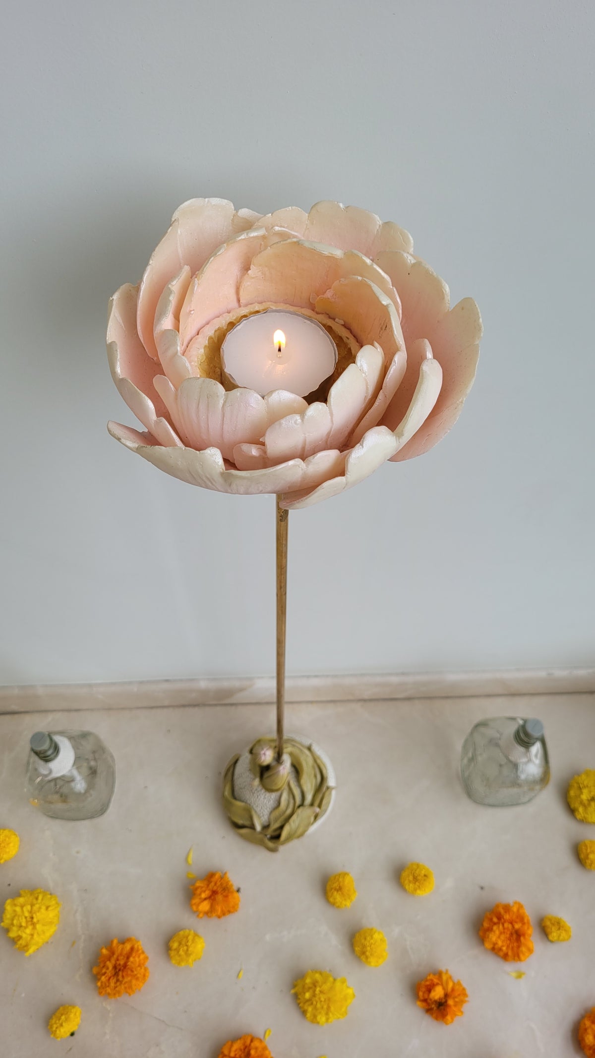 Perched Floret Tealight Stand (S)