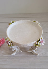 Ornate Daisy Dessert Pedestal Cake Stand