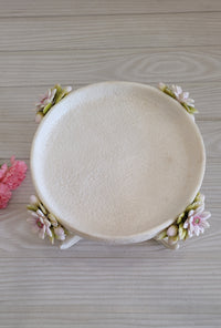 Ornate Daisy Dessert Pedestal Cake Stand