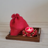 Exquisite Crimson Charm Gift Set