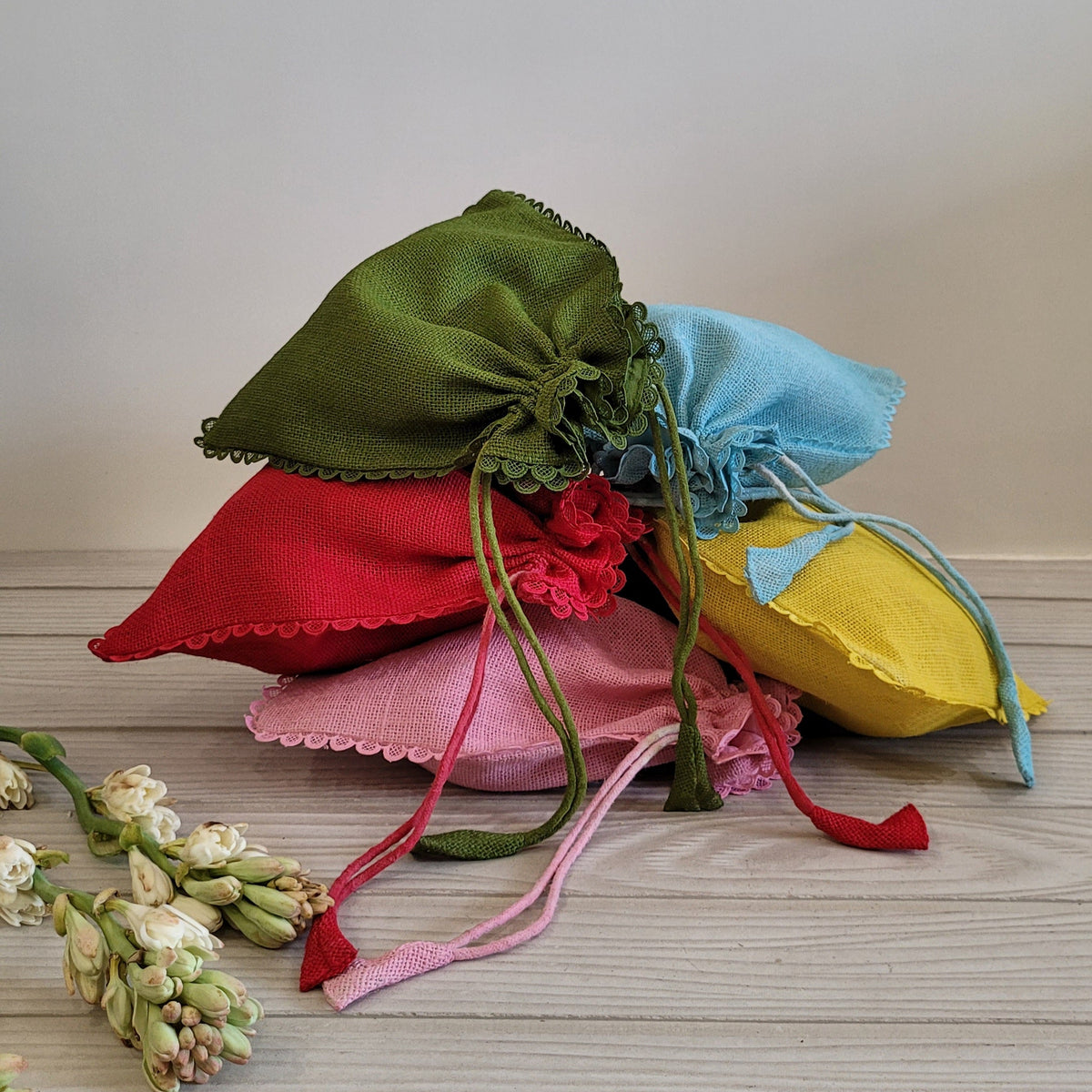 Sunny Bloom Festive Gift Hamper