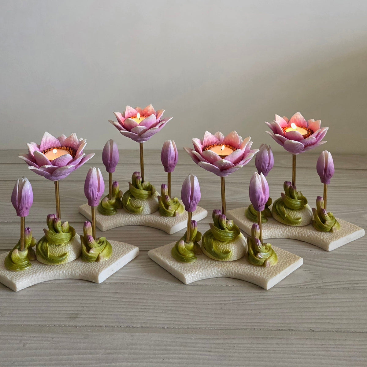 Floral Tea light Candlestand