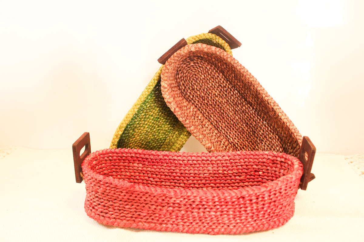 Hogla grass oval multicolor baskets with wooden handle