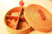 Round hogla partition box with lid